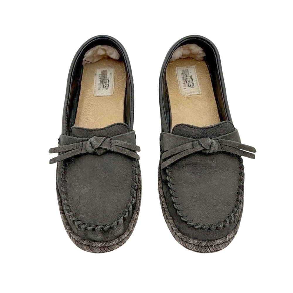 UGG Amila Womens Charcoal/Black Suede Bow Moccasin Loafers Comfort Shoes Size 6